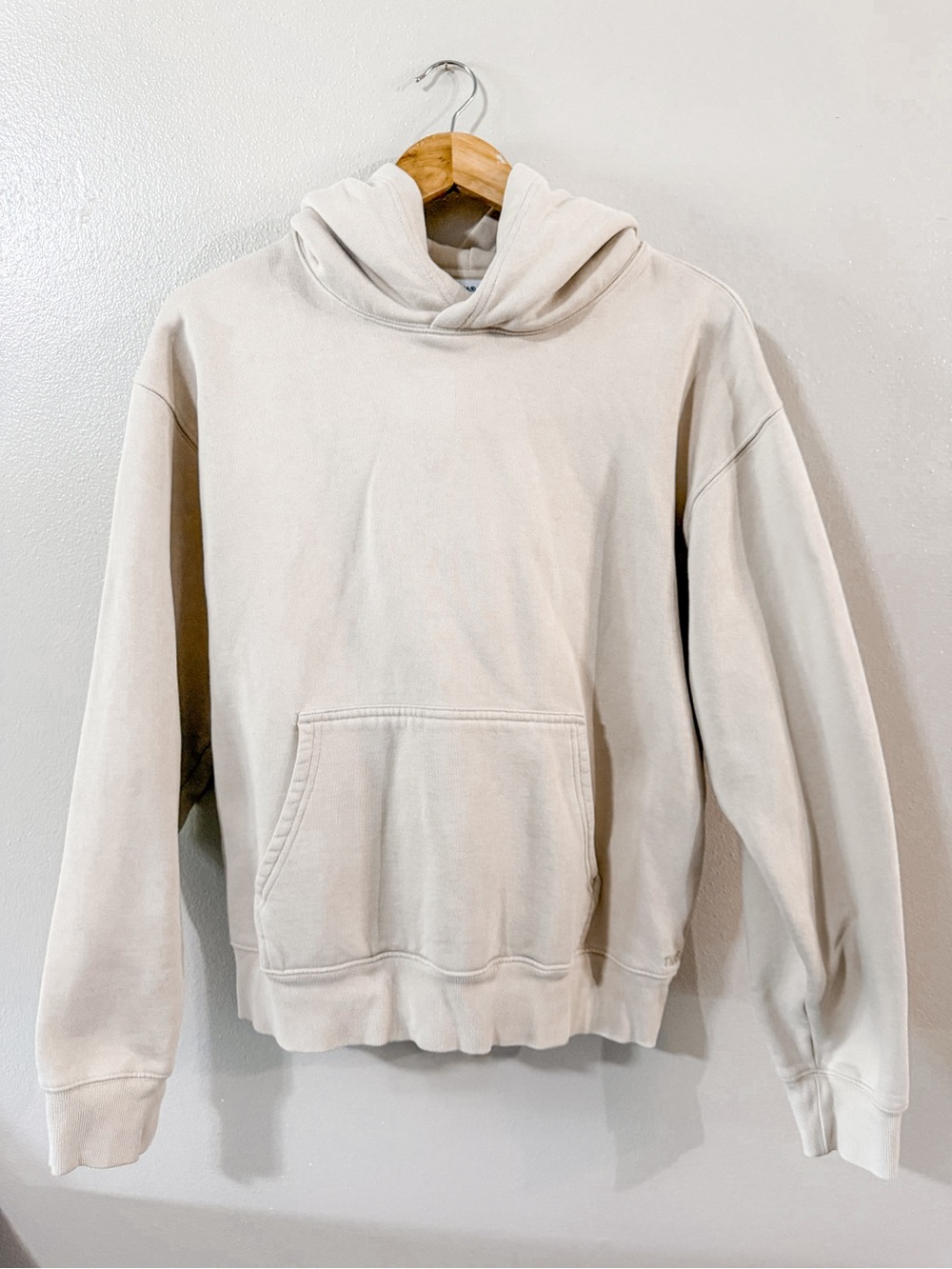 TNA Aritzia | Sweatfleece Cozyfleece Hooded Sweatshirt, Cream/Tan